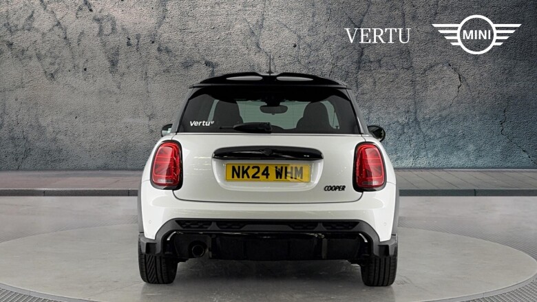 MINI Hatchback 1.5 Cooper Sport Premium 3dr Auto Petrol Hatchback